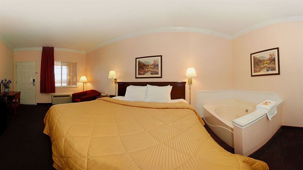 Rodeway Inn Стівенвілл Екстер'єр фото